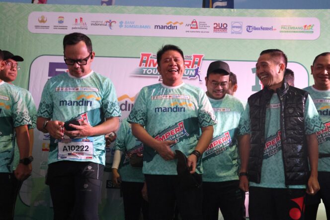 
					Ampera Tourism Run 2025: Sinergi Olahraga dan Pariwisata, Herman Deru Apresiasi Antusiasme Peserta