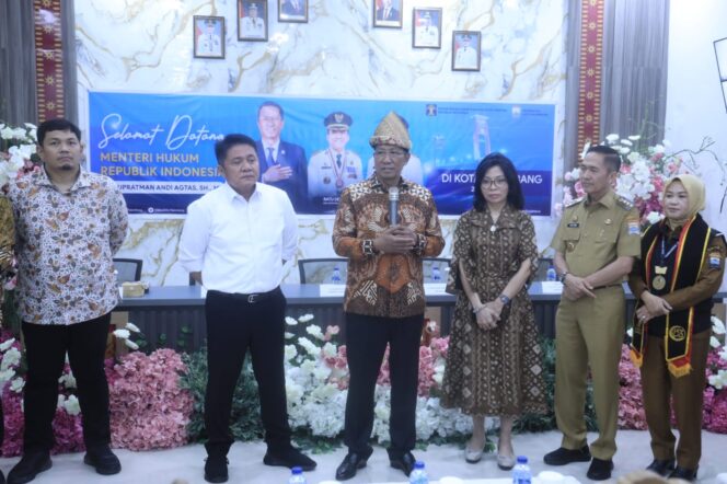 
					Posbankum Jadi Pilar Keadilan, Menteri Hukum dan HAM RI Apresiasi Inisiatif Sumsel