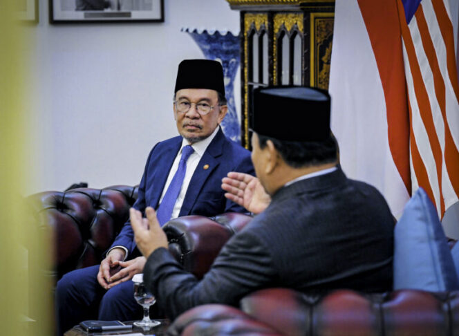 
					Presiden Prabowo dan PM Anwar Sepakat Perkuat Peran ASEAN dan Stabilitas Kawasan