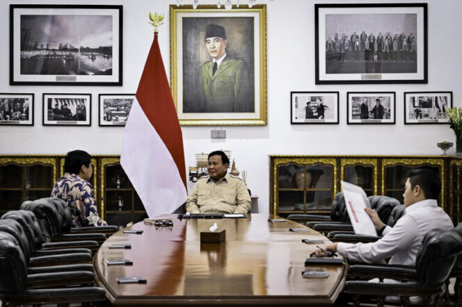 
					Prabowo Panggil Menteri PKP, Bahas Program Perumahan Rakyat dan KUR Perumahan
