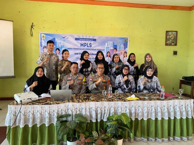 
					Tak Hanya  Sekadar Seremonial, MPLS SMK PGRI 1 Palembang Bentuk Karakter Unggul Siswa
