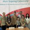 SIS Palembang MoU bersama Universal Education & Training Centre / Panitia HSK Sumsel. 