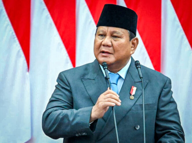 
Prabowo Tegaskan Perangi Kemiskinan dengan Pendekatan Holistik