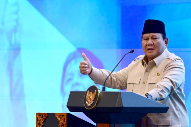 
Prabowo Apresiasi Pencapaian 100 Sekolah Rakyat dalam Waktu Singkat