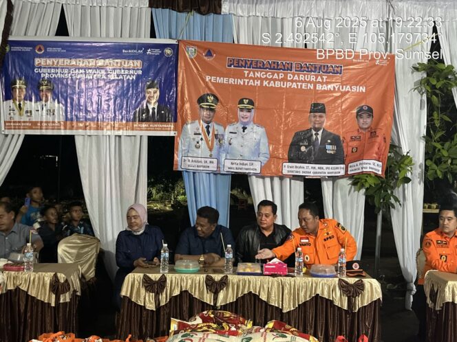 
					Pemprov Sumsel Salurkan Bantuan untuk Korban Puting Beliung di Banyuasin
