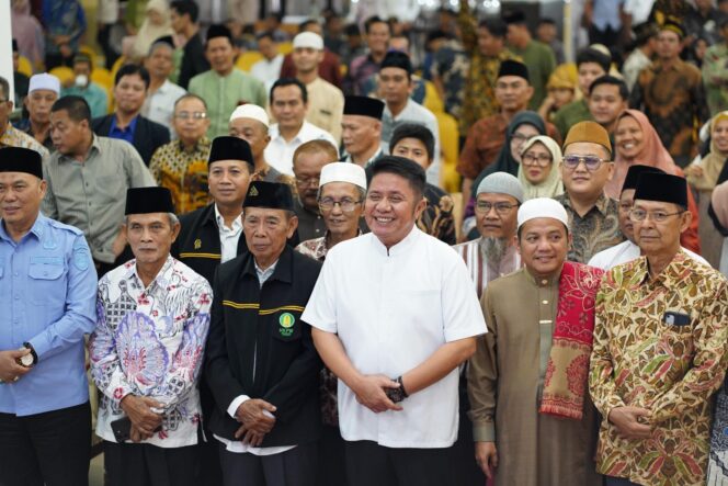 
					Dorong Pendidikan Agama Berkualitas, Herman Deru Libatkan Alumni Pesantren dalam Pembangunan