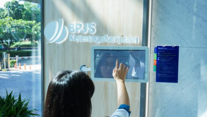 
					BPJS Ketenagakerjaan Palembang Permudah Klaim JHT, Bisa Lewat HP hingga Layanan Onsite Tertib