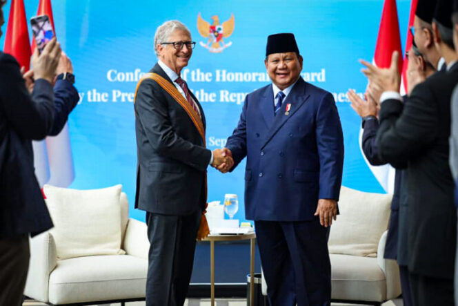 
Presiden Prabowo Gelar Pertemuan dengan Bill Gates, Anugerahkan Bintang Jasa Utama