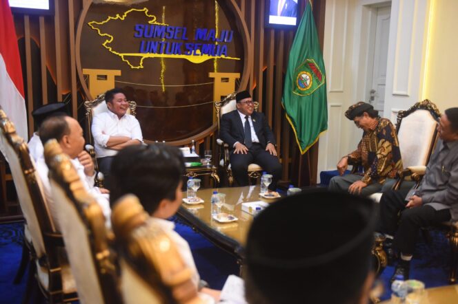 
					Silaturahmi dengan PHDI, Herman Deru Pastikan Pemerintah Hadir untuk Semua Umat