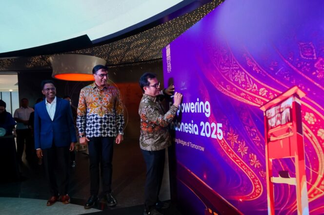 
Empowering Indonesia Report 2025: AI Berdaulat Jadi Fondasi Pertumbuhan Menuju Indonesia Emas 2045
