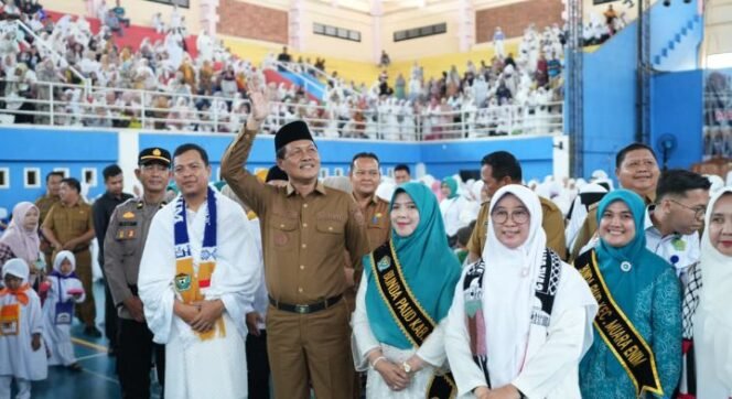 
Bupati Muara Enim Kenalkan Ibadah Haji Sejak Dini