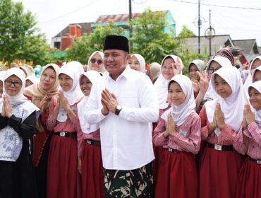 Gubernur Sumsel Herman Deru Peringatan Puncak Hari Santri Nasional 2025 di Pondok Pesantren Muqimus Sunnah, Kabupaten Banyuasin, Rabu (22/10/2025).