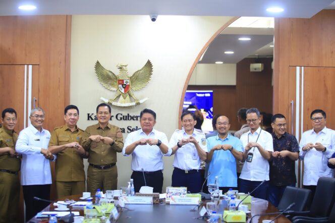
Herman Deru Pimpin Rapat Tindak Lanjut MoU Flyover, Tekankan Kolaborasi untuk Percepatan Pembangunan