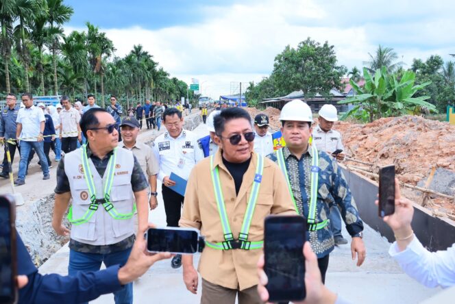 
Dorong Pertumbuhan Ekonomi 8 Persen, Pemprov Sumsel Genjot Konektivitas Menuju Pelabuhan Tanjung Carat