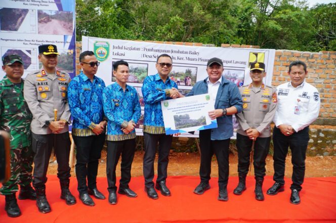 
Gubernur Herman Deru Kucurkan Rp 40 Miliar Bangun Infrastruktur Empat Lawang