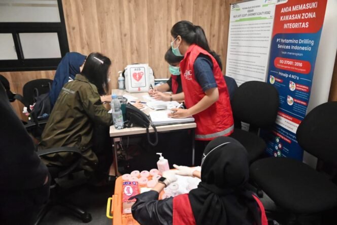 
Pertamina Drilling Gelar Sidak Tes Urin Senin Pagi : Cegah Penyalahgunaan NARKOBA dan Zat Adiktif di Lingkungan Kerja