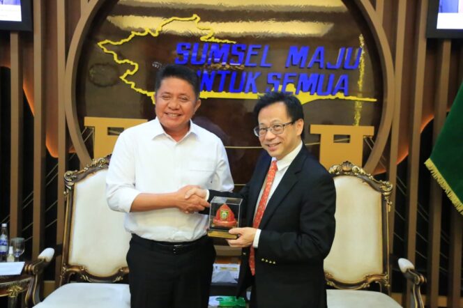 
Penerbangn Rute Palembang–Singapura Kembali Dibuka, Sumsel Mantapkan Posisi sebagai Pusat Ekonomi Kawasan