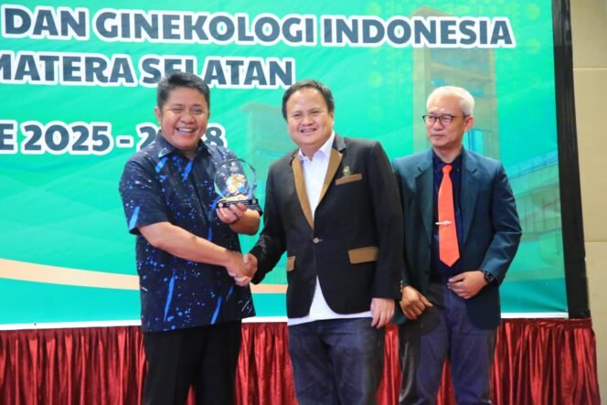 
Herman Deru Tekankan Pemerataan Dokter Kandungan dan Siapkan Health Tourism