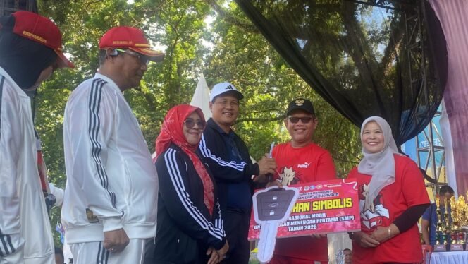 
Program Nyata Pemkab Muara Enim Apresiasi Peran Guru
