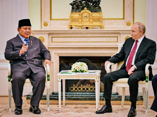 
Prabowo Bertemu Presiden Putin di Kremlin