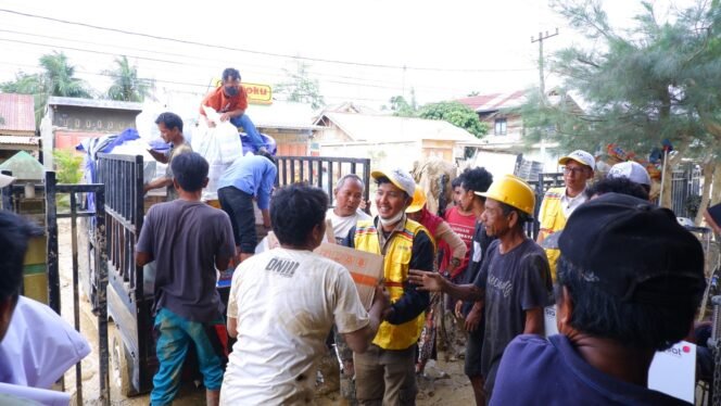 
Indosat Lanjutkan Bantuan ke Aceh Tamiang dan Lima Lokasi, Bantu Pemulihan Pasca Bencana