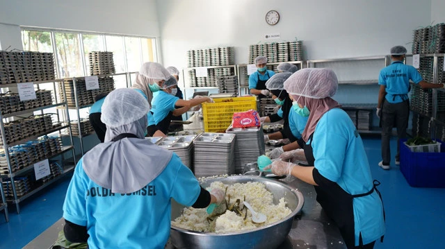 Dapur SPPG Polda Sumsel yang dijaga ketat dan diawasi oleh Dokkes Polda Sumsel/ist.