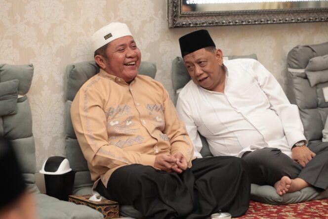 
Herman Deru Hadiri Takziah Hari Ketujuh Wafatnya Almarhum Haji Halim