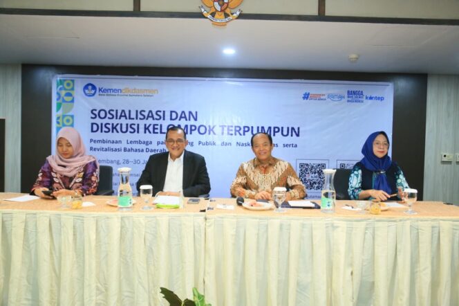 
Sekda Sumsel Tekankan Revitalisasi Bahasa Daerah dan Tertib Bahasa di Ruang Publik