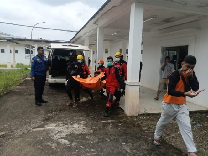 
Bocah yang dilaporkan tenggelam di Sungai Lematang, Desa Muara lawai, Muara Enim akhirnya ditemukan meninggal dunia oleh tim SAR gabungan pada Jumat 16 Januari 2026/ist