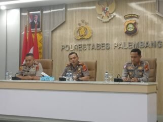 Kapolrestabes Palembang Kombes Pol Sonny Mahar BA saat press rilis. Foto : Urban Id
