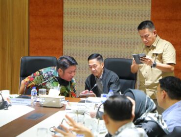 Gubernur Sumatera Selatan, Herman Deru menerima secara langsung audensi bersama Wali Kota Palembang Ratu Dewa di Taman Kenten, kediaman resmi Gubernur, Jumat 23 Januari 2026/ist. 