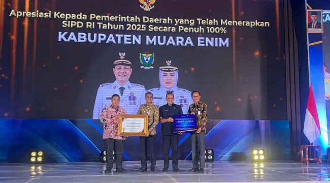 Acara Apresiasi dan Implementasi Pembayaran Gaji ASN Melalui SIPD RI Tahun 2025 pada Kamis, 29 Januari 2026/Anyelir