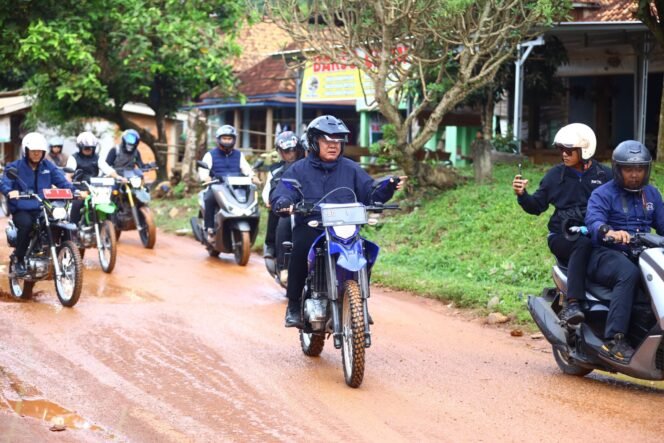 
Tutup 2025, Herman Deru Tinjau Jalan Banyuasin–OKI Hasil Bangubsus Rp12 Miliar