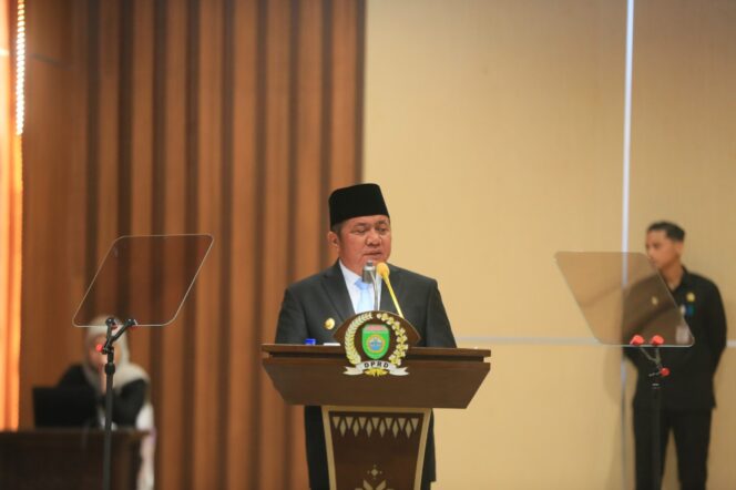 
Dukung Proyek Strategis Nasional, Herman Deru Ajukan Perubahan Raperda PT Sumsel Energi Gemilang