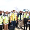 Wali Kota Palembang, Ratu Dewa, mendampingi Menteri Koordinator Bidang Infrastruktur dan Pembangunan Kewilayahan Agus Harimurti Yudhoyono (AHY) meninjau progres pembangunan Tol Palembang–Betung, Rabu, 11 Februari 2026/ist.