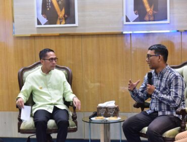 Wali Kota Palembang, Ratu Dewa saat menerima audiensi Jaringan Pendidikan Pemilih untuk Rakyat (JPPR). Foto : Kominfo Palembang