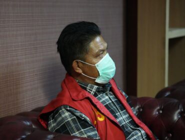 Anggota DPRD Muara Enim saat berada d Kejati Sumsel usai di OTT. Foto : Kejati Sumsel