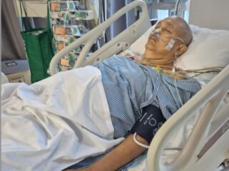 Eks Gubernur Sumsel Alex Noerdin saat terbaring di kamar ICU. Foto : Istimewa