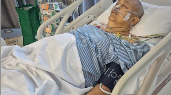 Eks Gubernur Sumsel Alex Noerdin saat terbaring di kamar ICU. Foto : Istimewa