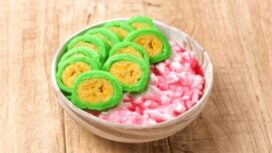 Es Pisang Ijo Khas Makassar/Shutterstock.
