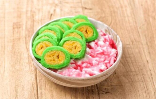 
Es Pisang Ijo Khas Makassar/Shutterstock.
