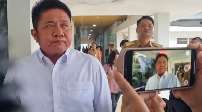 Gubernur Sumsel Herman Deru saat ditemui di kantornya. Foto : Urban Id/Abdullah Toriq