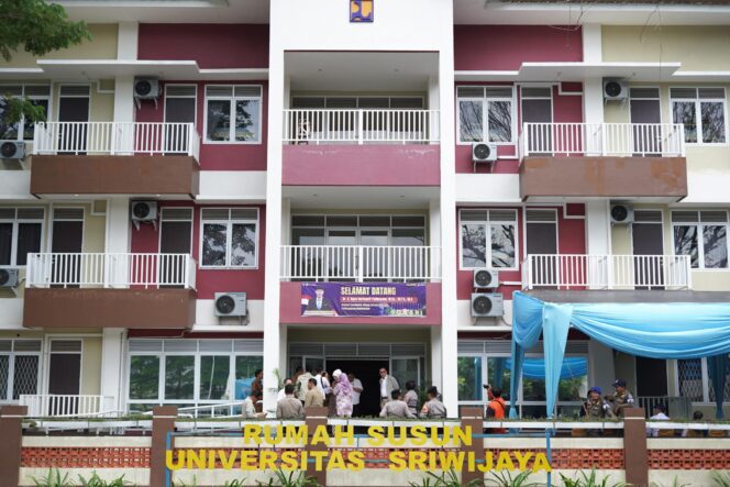 
Menko AHY Apresiasi Rusun Mahasiswa Unsri, Dukung Peningkatan Kualitas Pendidikan