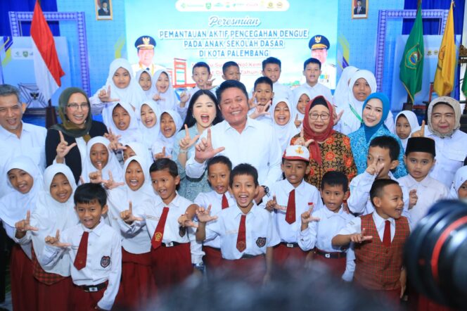 
Herman Deru Dorong Perluasan Vaksinasi Dengue, 5.000 Anak di Palembang Jadi Sasaran Awal