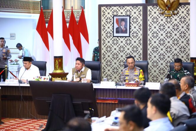 
Herman Deru Pimpin Rakor Lintas Sektoral Kesiapan Idulfitri, Pastikan Mudik Aman dan Pelayanan Maksimal bagi Pemudik