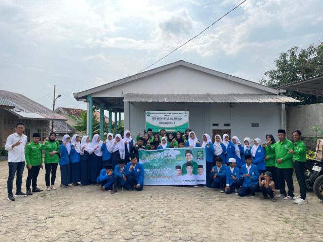 
DPW PKB Sumsel Bagikan Makanan dan  Uang Santunan ke 5 Panti Asuhan