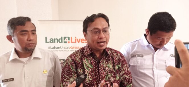 
Peneliti ICRAF Indonesia, Feri Johana, Foto : Abdullah Toriq/Urban Id