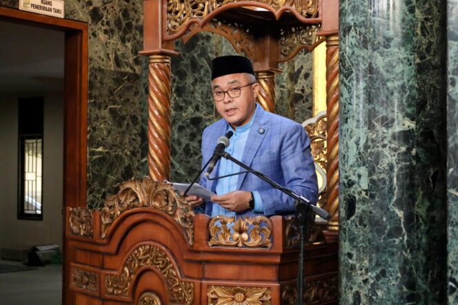 
Idul Fitri, Sekda Palembang Aprizal Hasyim Ajak Perkuat Silaturahmi dan Semangat Kebersamaan