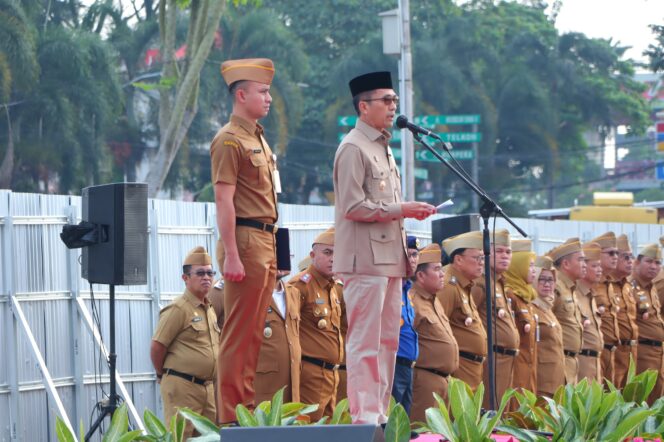 
Pemkot Palembang Apel Gabungan di BKB, Ratu Dewa: Pelayanan Masyarakat Harus Cepat dan Optimal