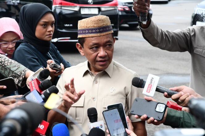 
Pemerintah Percepat Konversi Motor Bensin ke Motor Listrik